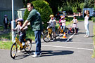 Michael Jaenicke mit Kindern in der Jugendverkehrsschule